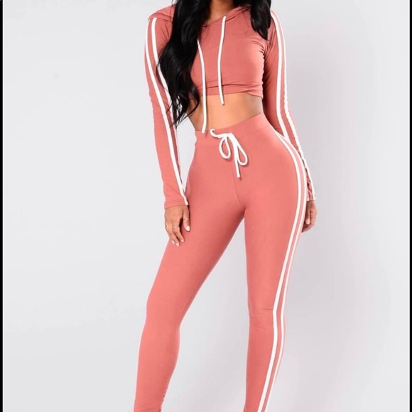 Pink matching set - Picture 2 of 3